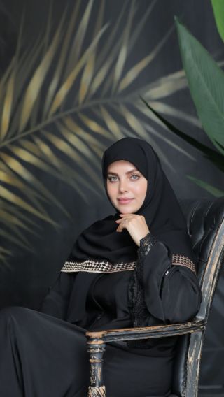 روسری حریر حاشیه شطرنجی کرم 